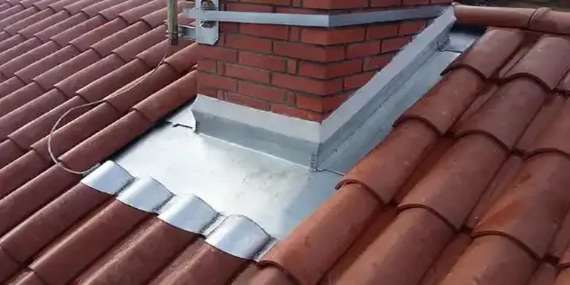 travaux de zinguerie et pose de gouttières zinc à Flumet